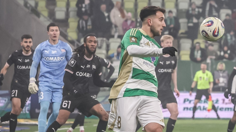 Mirklis Gdaņskas "Lechia" un Krakovas "Cracovia" spēlē. Foto: Lechia Gdańsk