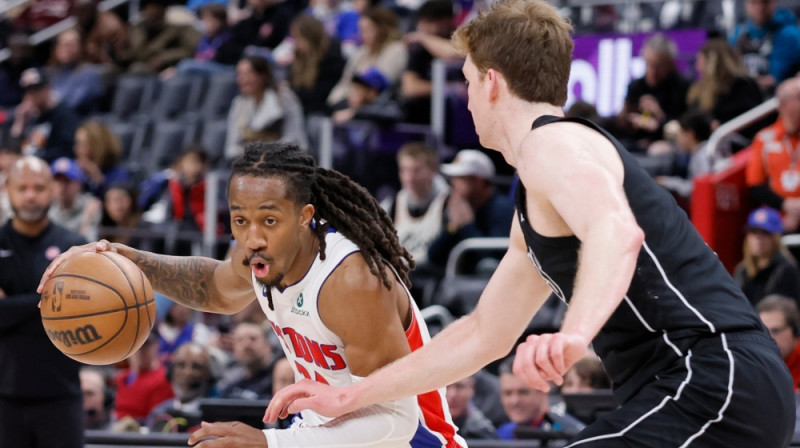 Deniss Dženkinss pret Deniju Volfu. Foto: AP/Scanpix