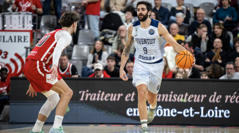 Rikijs Rubio ar bumbu. Foto: FIBA Champions League