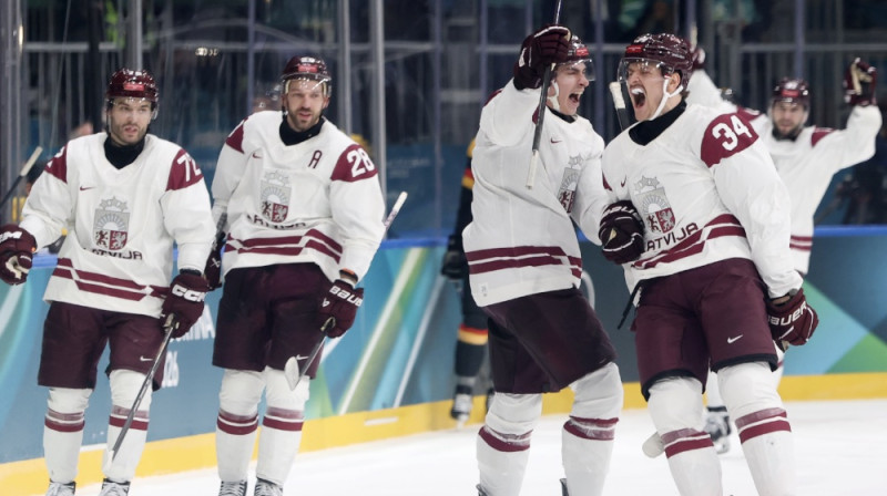 Kristiāns Rubīns un Eduards Tralmaks. Foto: Romāns Kokšarovs/LOK