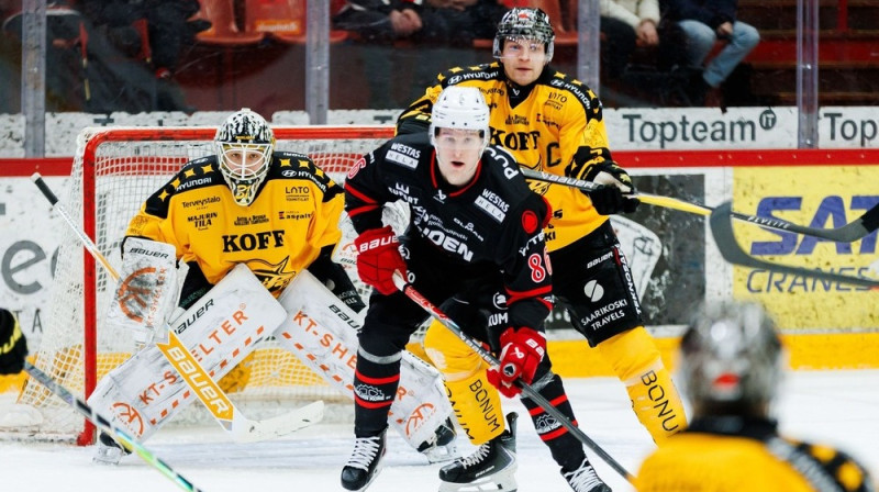 Gustavs Grigals spēlē pret "Assat". Foto: SaiPa Lappeenranta