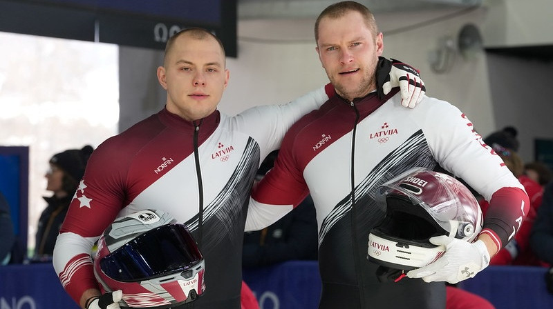 Jēkabs Kalenda un Matīss Miknis. Foto: Edijs Pālens/LOK/LETA