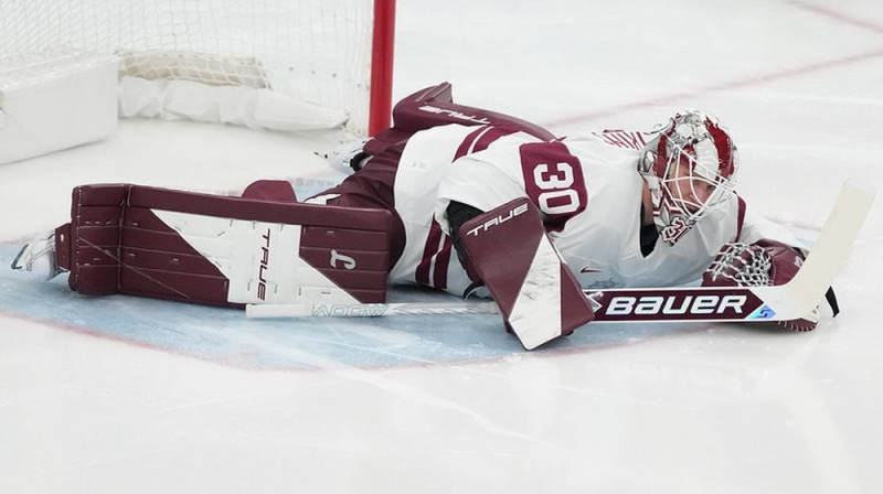 Elvis Merzļikins Foto: Romāns Kokšarovs/LOK