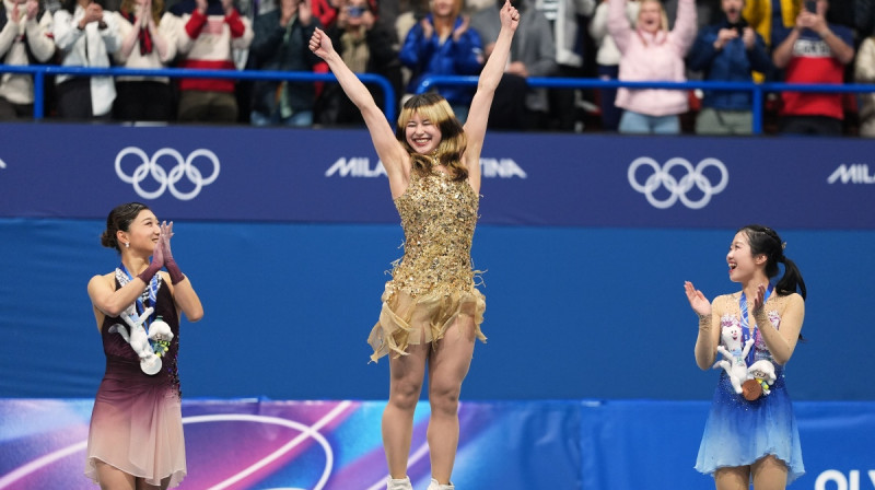 Kaori Sakamoto, Alisa Liu, Ami Nakai. Foto: AP/Scanpix