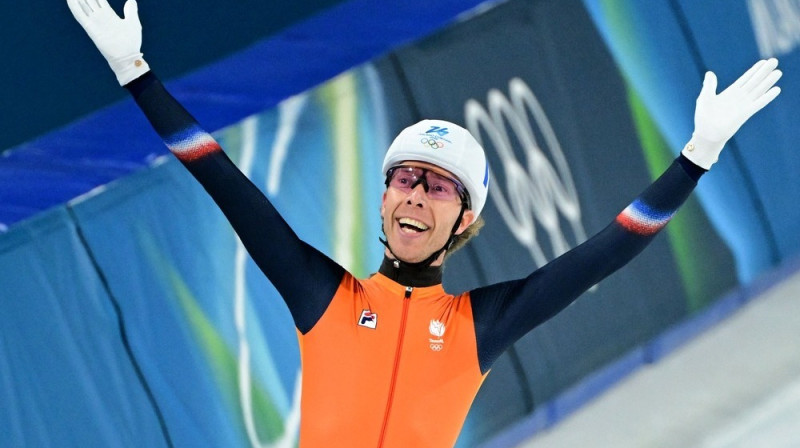Ātrslidotājs Jorits Bergsma kļuva par olimpisko čempionu vīriešu masu startā. Foto: Piero CRUCIATTI / AFP/Scanpix