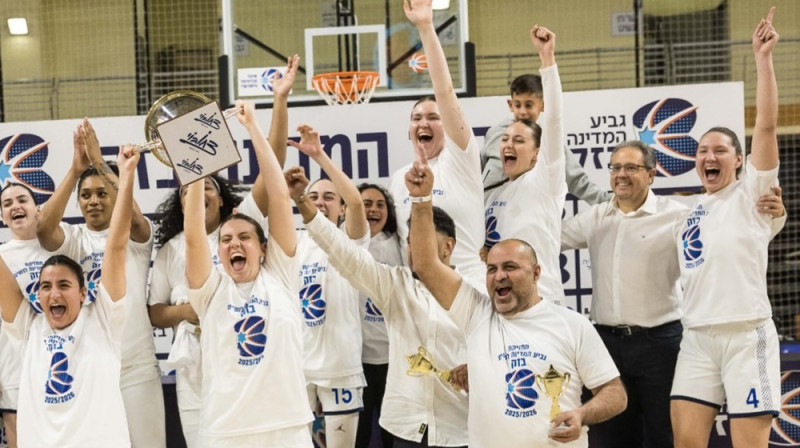 Paula Strautmane un "Maccabi Ramat Gan" 2026. gada 25. februārī. Foto: Maccabi Ramat Gan
