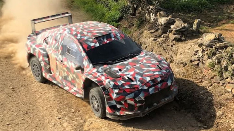 "Toyota" testētā WRC27 kupeja. Foto: Marcio Pereira