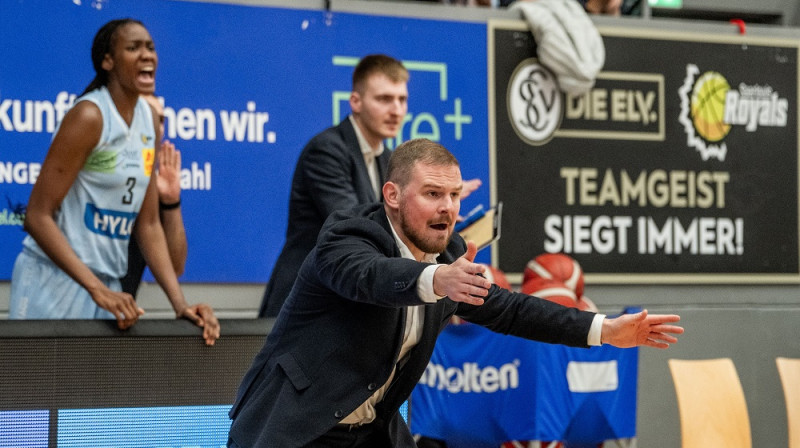 Matīss Rožlapa. Foto: Saarlouis Royals