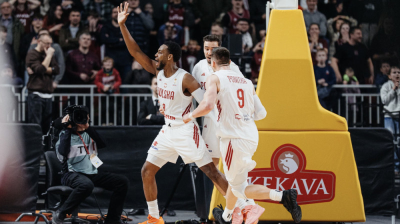 Džordans Loids pēc uzvaras metiena. Foto: FIBA