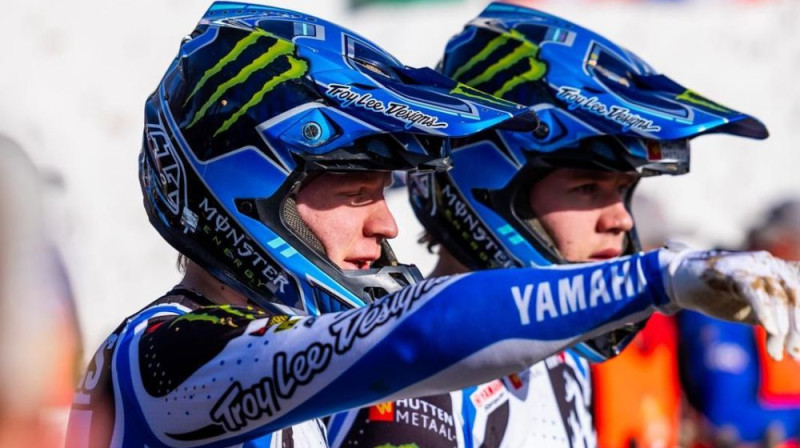 Brāļi Kārlis un Jānis Reišuļi. Foto: Yamaha Racing