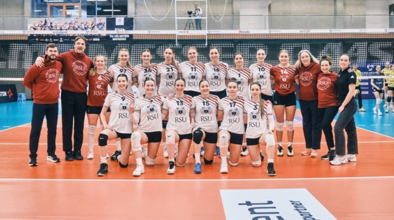 RSU komanda - broznas medaļnieces. Foto: LVF.