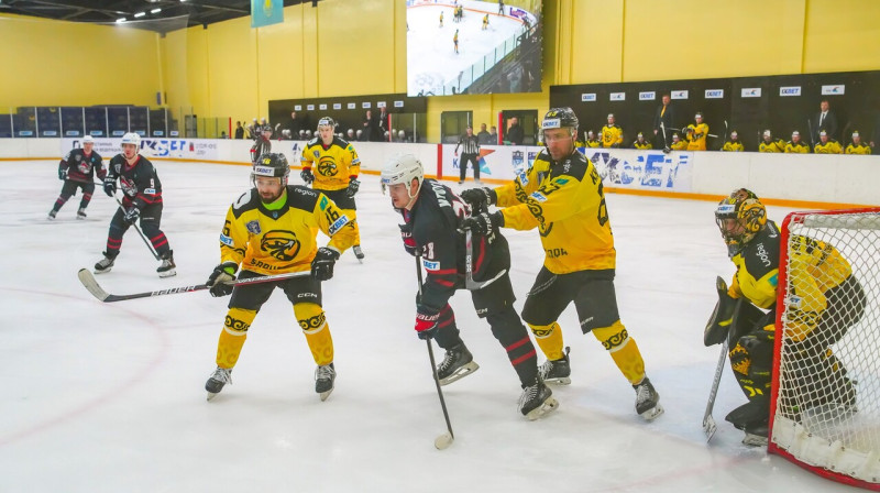 Aina Rudnijas "Gornyak" un Karaghandi "Saryarqa" cīņā. Foto: pro.ligasy.kz