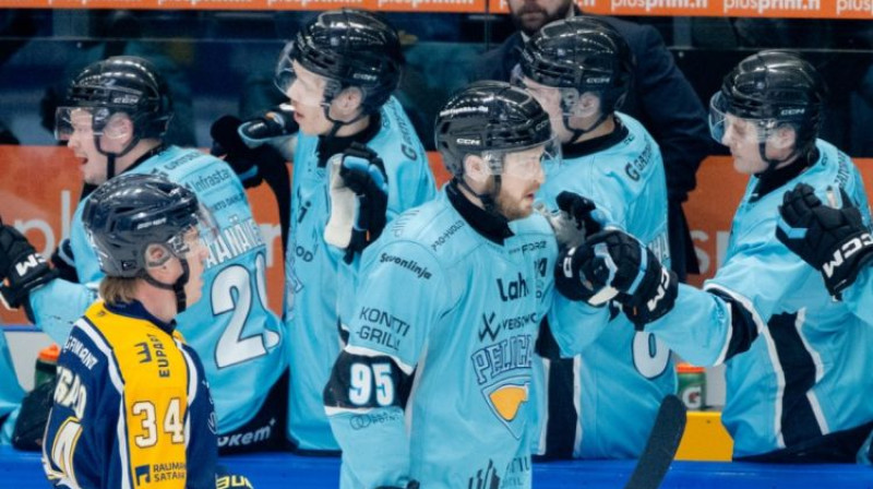 Oskars Batņa. Foto: Lahden Pelicans