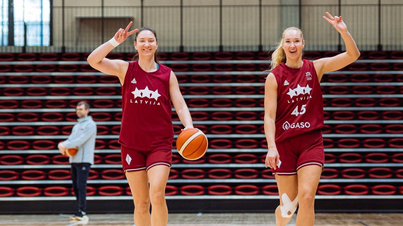 Paula un Digna Strautmanes. Foto: Mikus Kļaviņš