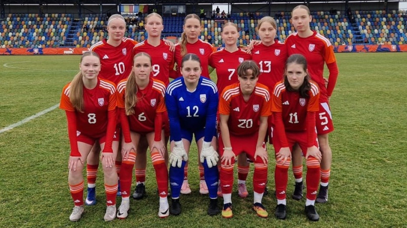 Latvijas U17 izlases futbolistes. Foto: LFF