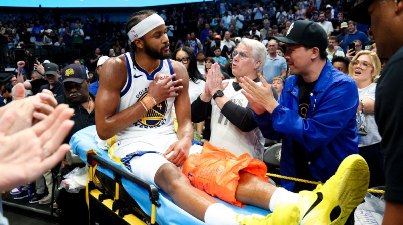 Mouzess Mūdijs pēc savainojuma. Foto: AP/Scanpix