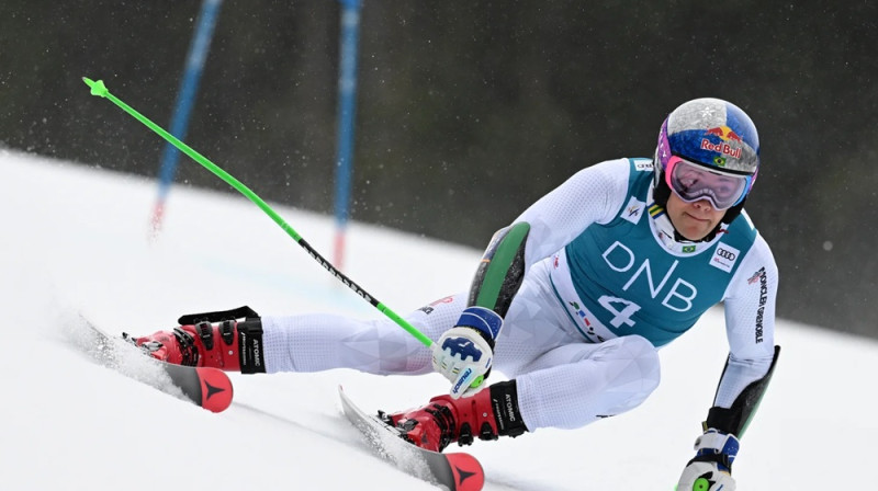 Lukass Pinjeiro Brotens. Foto:FIS/ActionPress/ Jonathan Nackstrand.