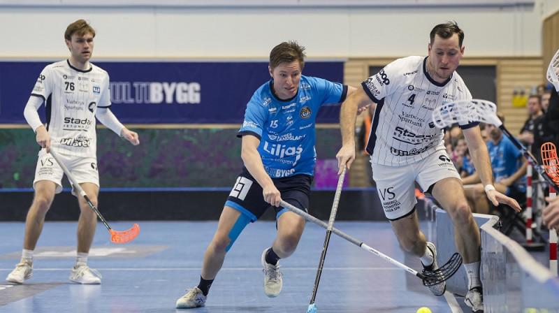 Morics Krūmiņš (no labās), foto: FBC Kalmarsund