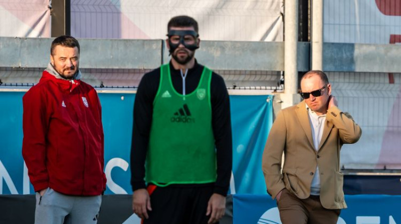 Roberts Mežeckis, Antonijs Černomordijs un Vadims Ļašenko. Foto: LFF