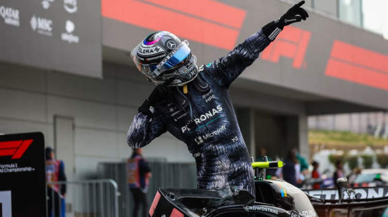 Kimi Antonelli pēc uzvaras Japānā. Foto: Motosport.com