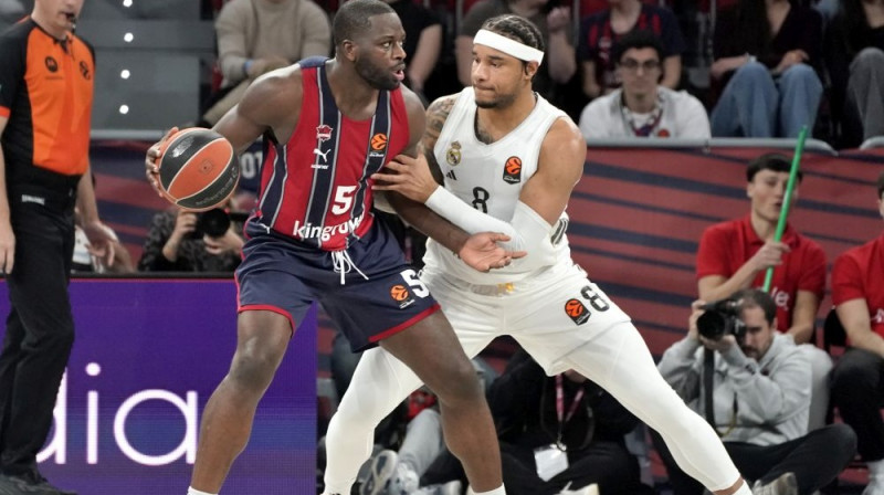 Jūdžīns Omoruji pret Čumu Okeki Foto: EPA/Scanpix