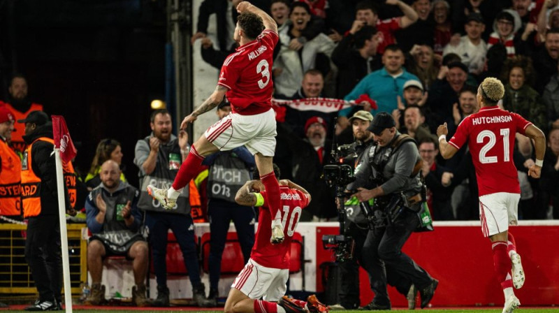 "Nottingham Forest" futbolisti svin vārtu guvumu Foto: IS/Scanpix