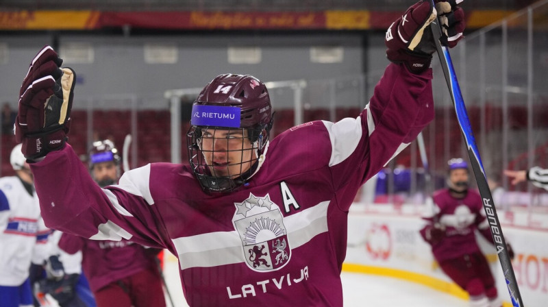 Olivers Mūrnieks. Foto: IIHF