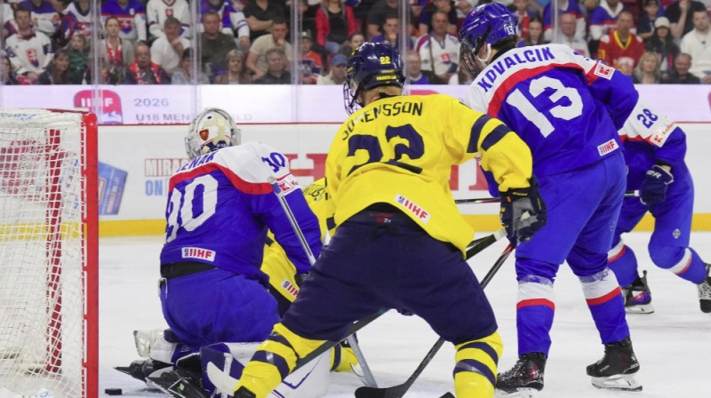 Zviedrija uzvarā. foto: IIHF