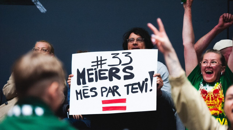 Mārtiņa Meiera līdzjutējs Lietuvā. Foto: Gargždai Basketball