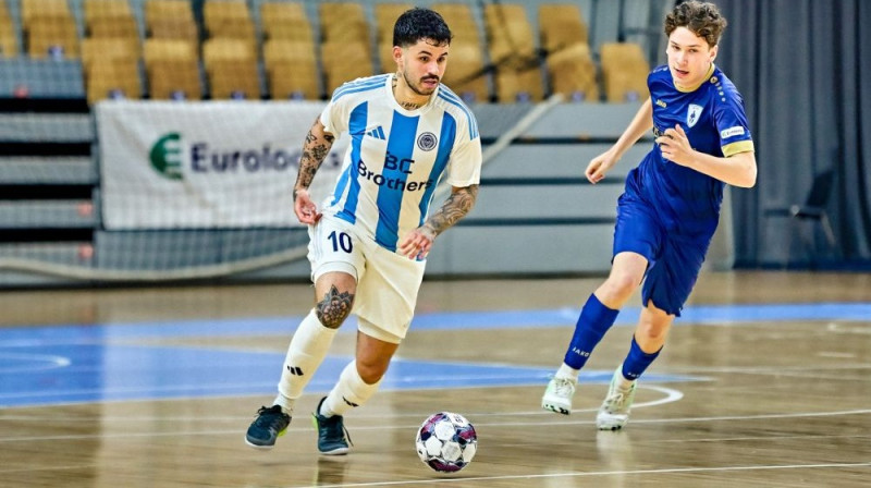 Daniels Silva (ar bumbu) Foto: Riga Futsal Club