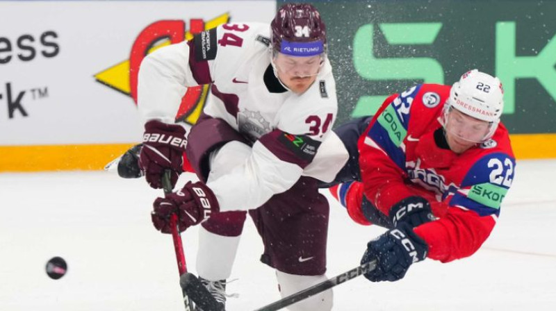 Eduards Tralmaks. Foto: IIHF
