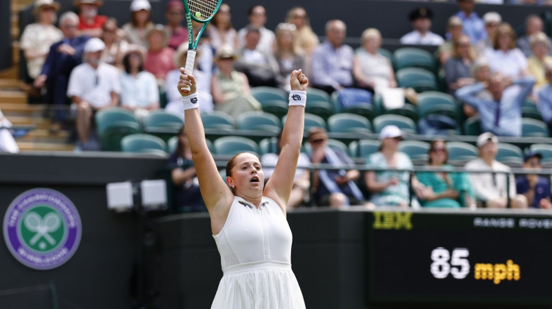 Aļona Ostapenko. Foto: EPA/Scanpix