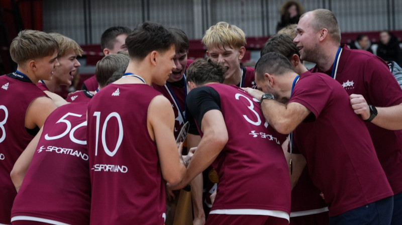 Latvijas U18 juniori. Foto: https://u18v.basket.lv/