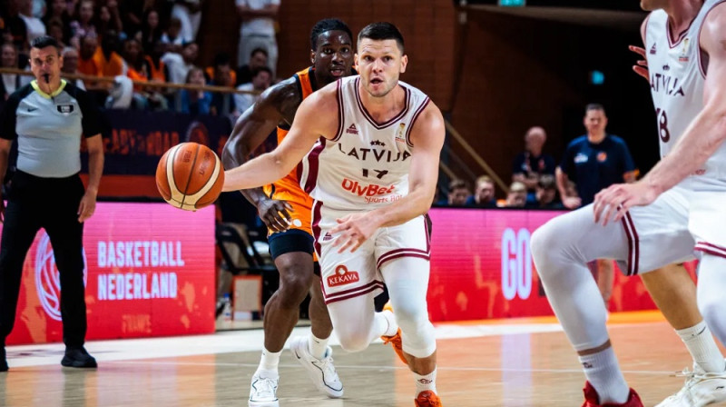 Rihards Lomažs 2026. gada 3. jūlijā. Foto: FIBA