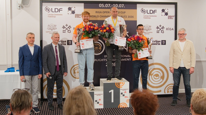Guntis Valneris uz augstākā pakāpiena. Foto: LDF.