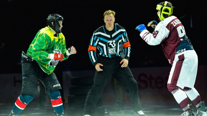 Patriks Zabusovs ''Glove Off'' cīņā. Foto: Hype Hockey