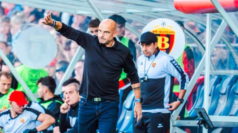 Rīdzinieku galvenais treneris Adriāns Guļa. Foto: Riga FC