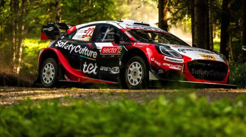 Mārtiņš Sesks un Renārs Francis. Foto: M-Sport