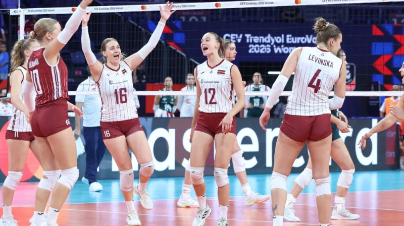 Latvijas izlases volejbolistes Foto: WSC Sports