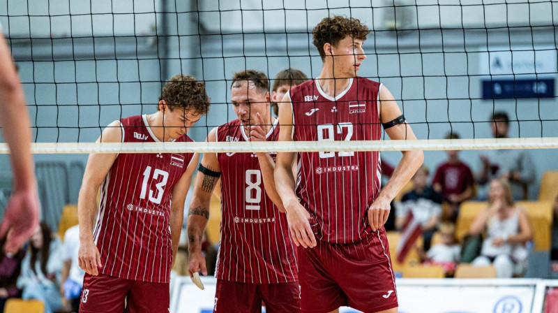 Trīs Latvijas izlases līderi: Edvīns Skrūders, Kristaps Šmits un Gustavs Freimanis. Foto: Artūrs Stiebriņš, LVF