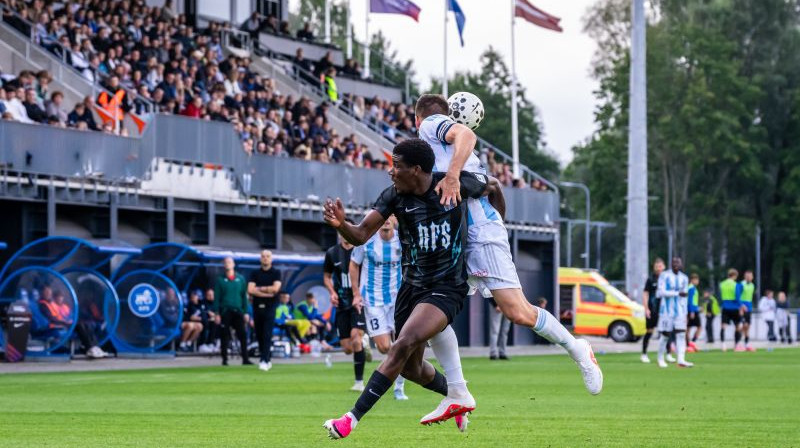 RFS pret "Riga" - jau atkal cīņa ne tikai futbola laukumā. Foto: Sanita Ieva Sparāne/RFS