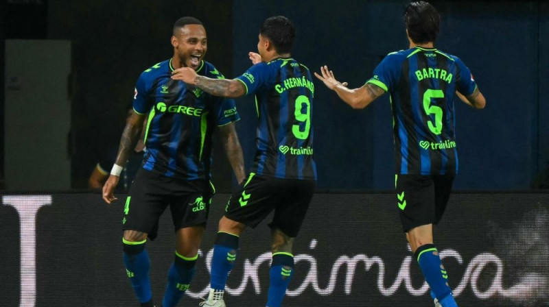"Real Betis" futbolisti pēc vārtu guvuma Foto: AFP/Scanpix