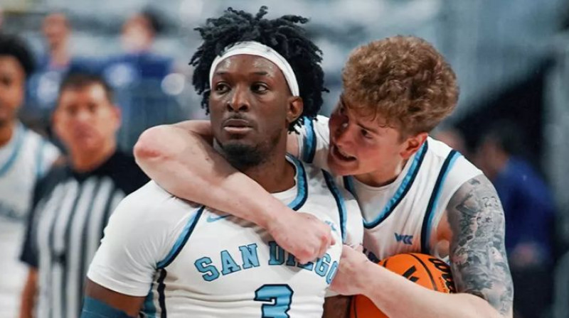 Veins Makkinnijs (#3). Foto: usdtoreros.com