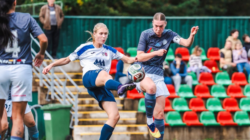 "Iecava"/"Olaine" pret "Riga". Foto: Riga FC Women