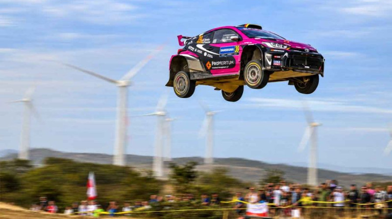 Švarca iespaidīgais lidojums. Foto: www.rallye-magazin.de
