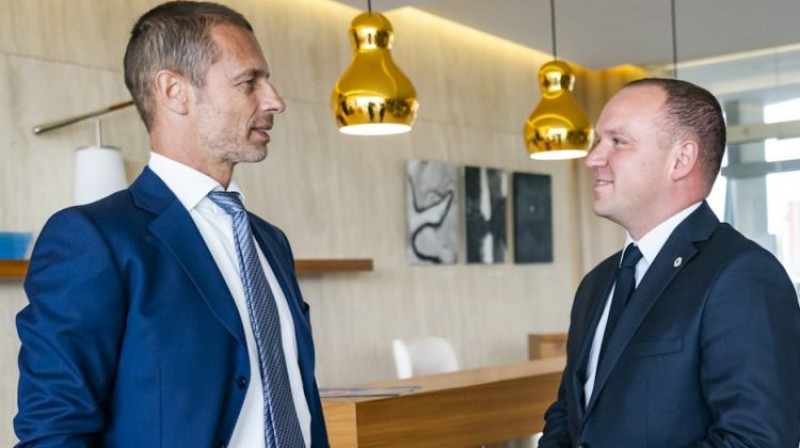 Aleksanders Čeferins un Vadims Ļašenko. Foto: LFF