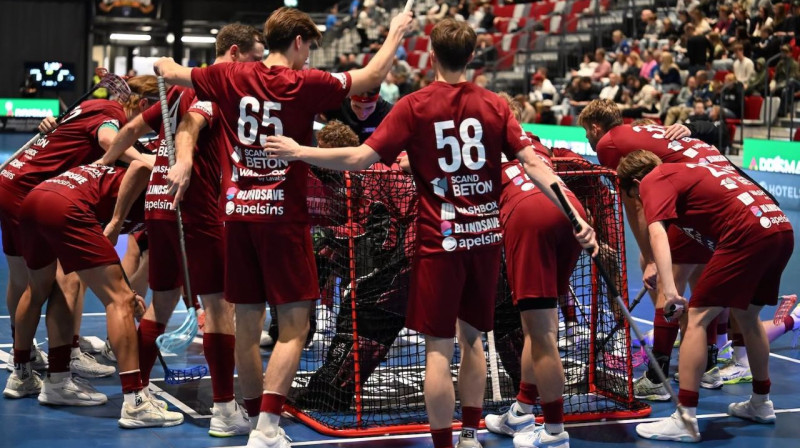 Latvijas vīriešu florbola izlase. Foto: Līna Kuģe, LFS