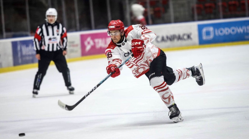 Daniels Goršānovs. Foto: Jakub Noskowiak/Cracovia Hokej