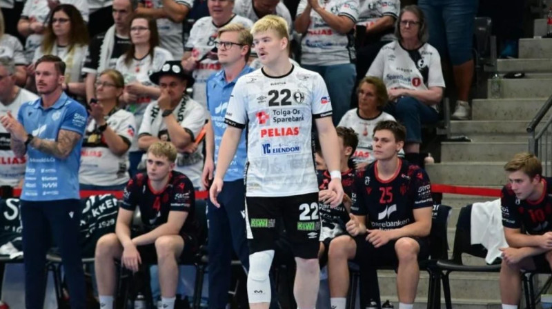 Valdis Kalniņš pirmo reizi spēlēs izlasē, būdams ārzemju kluba - norvēģu "Elverum" - pārstāvis