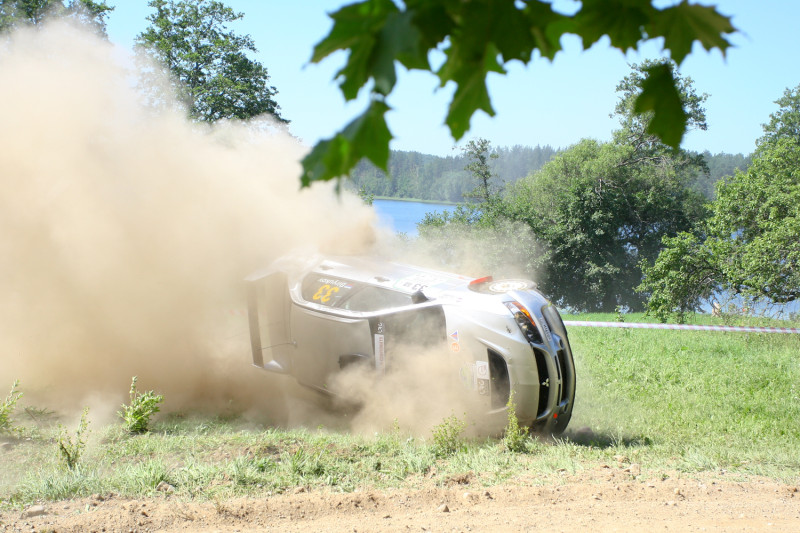 Priednieks un Birjukovs rallijā "Latgale 2010" piedzīvo avārijas (+video)